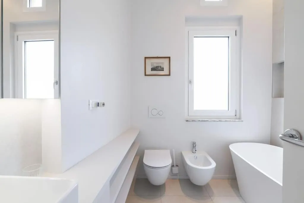 Contempora Apartments - Trilocale Fontana 22 Milan