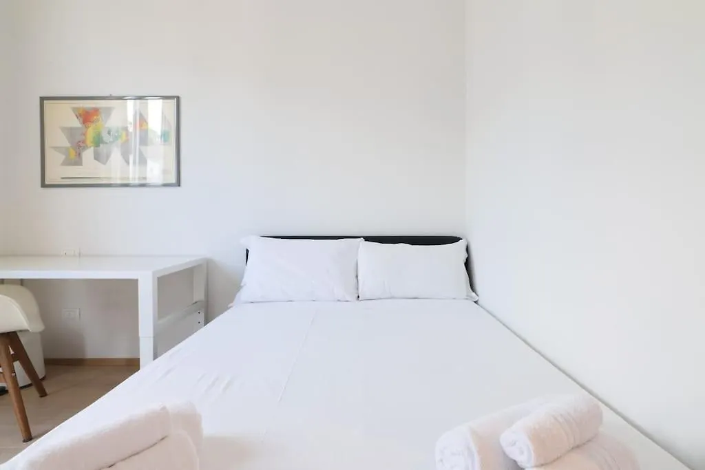 Contempora Apartments - Trilocale Fontana 22 Milan Italy