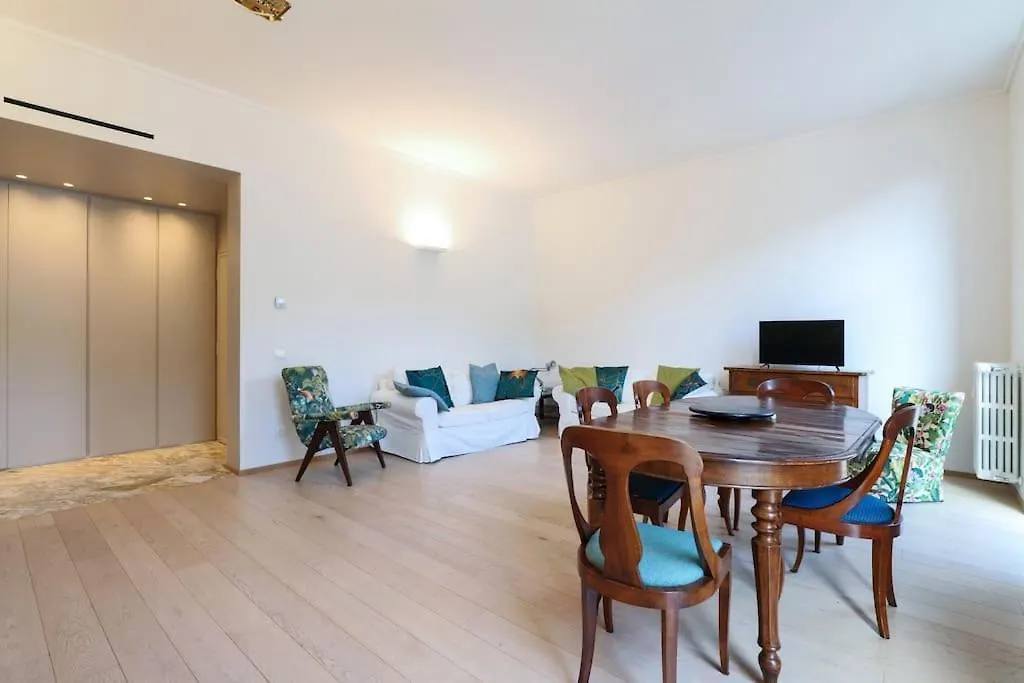 Contempora Apartments - Trilocale Fontana 22 Milan