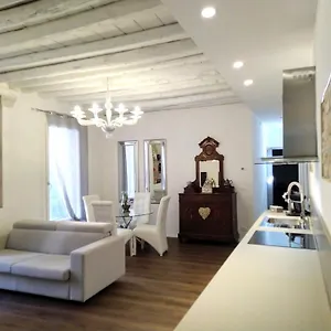 Sara S Luxury Five Minutes From Piazza San Marco , Venice Italy