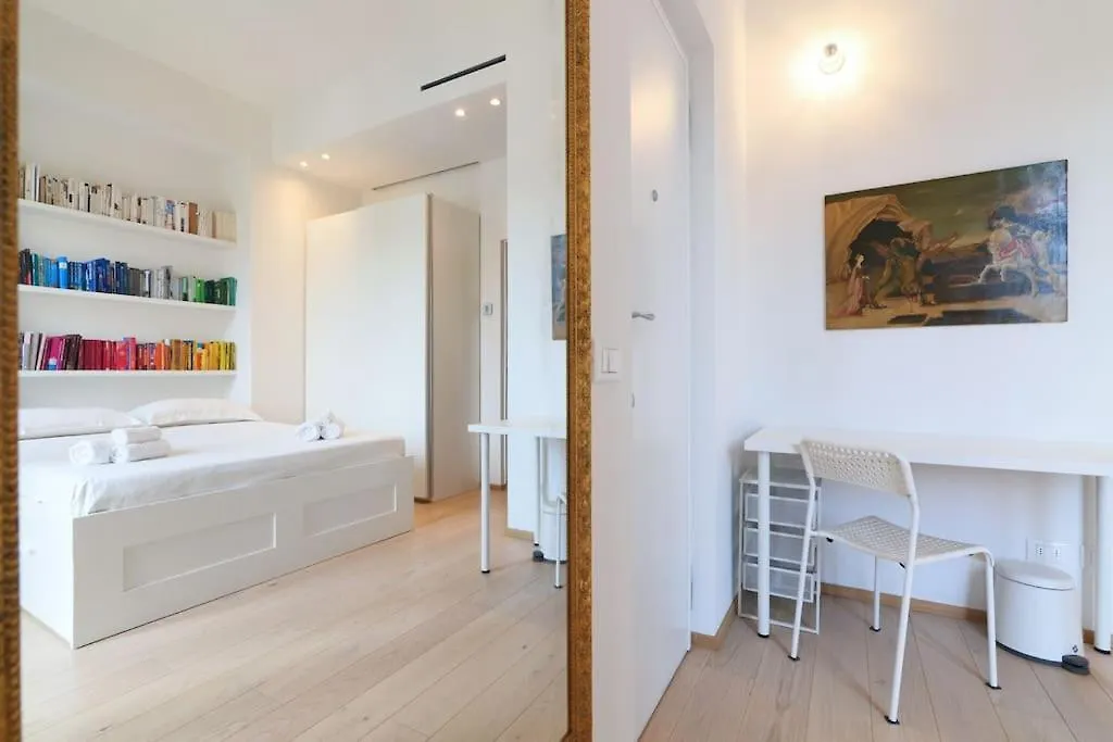 Contempora Apartments - Trilocale Fontana 22 Milan Italy