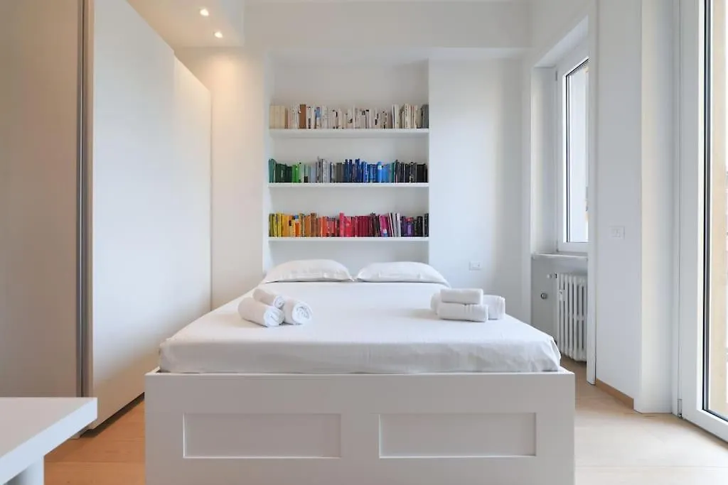 Contempora Apartments - Trilocale Fontana 22 Milan